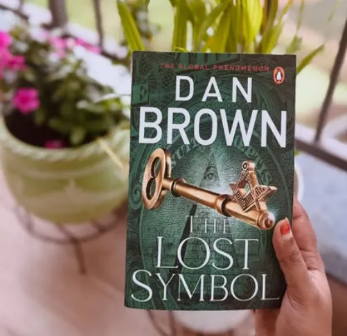 Varför ska du läsa Robert Langdon‑böckerna i ordning